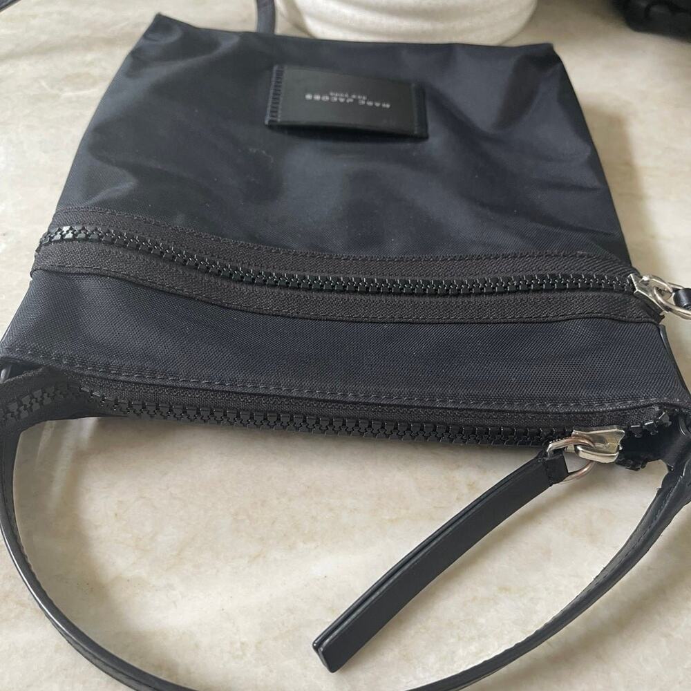 Marc Jacobs New York black Nylon crossbody - Picture 3 of 10